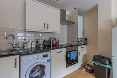 2 bed house, North Road, Gabalfa, Cardiff, CF143BL - Image 1